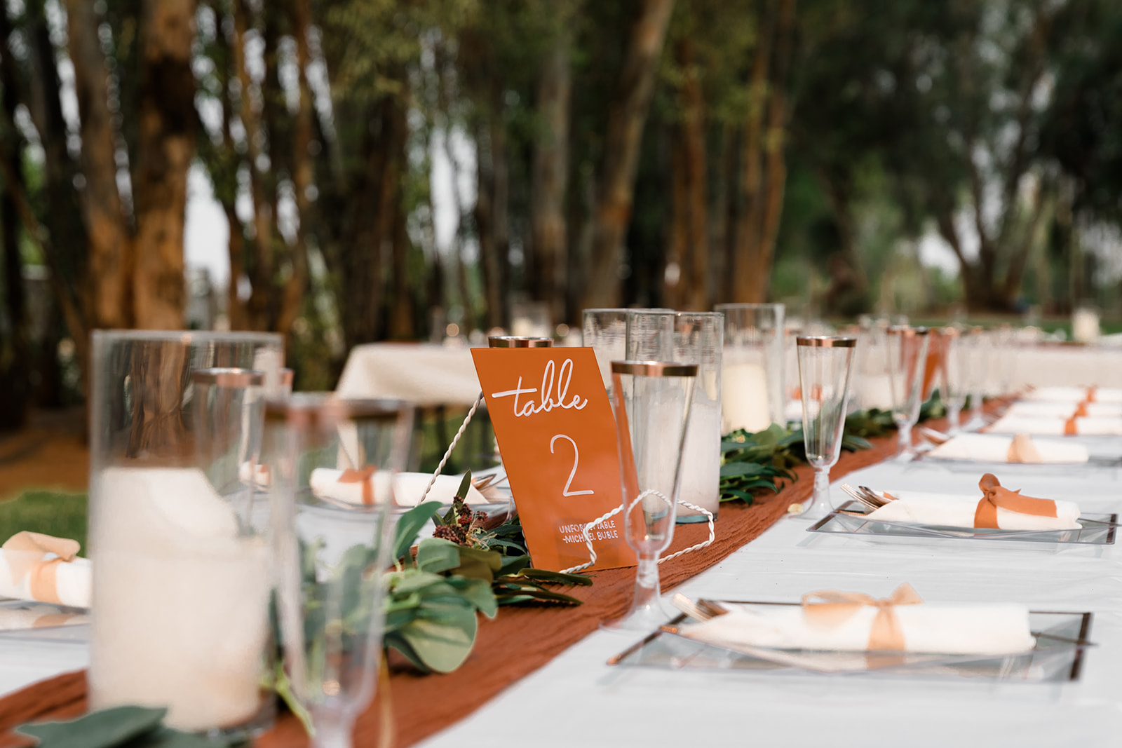 simple and pretty boho natural color wedding details