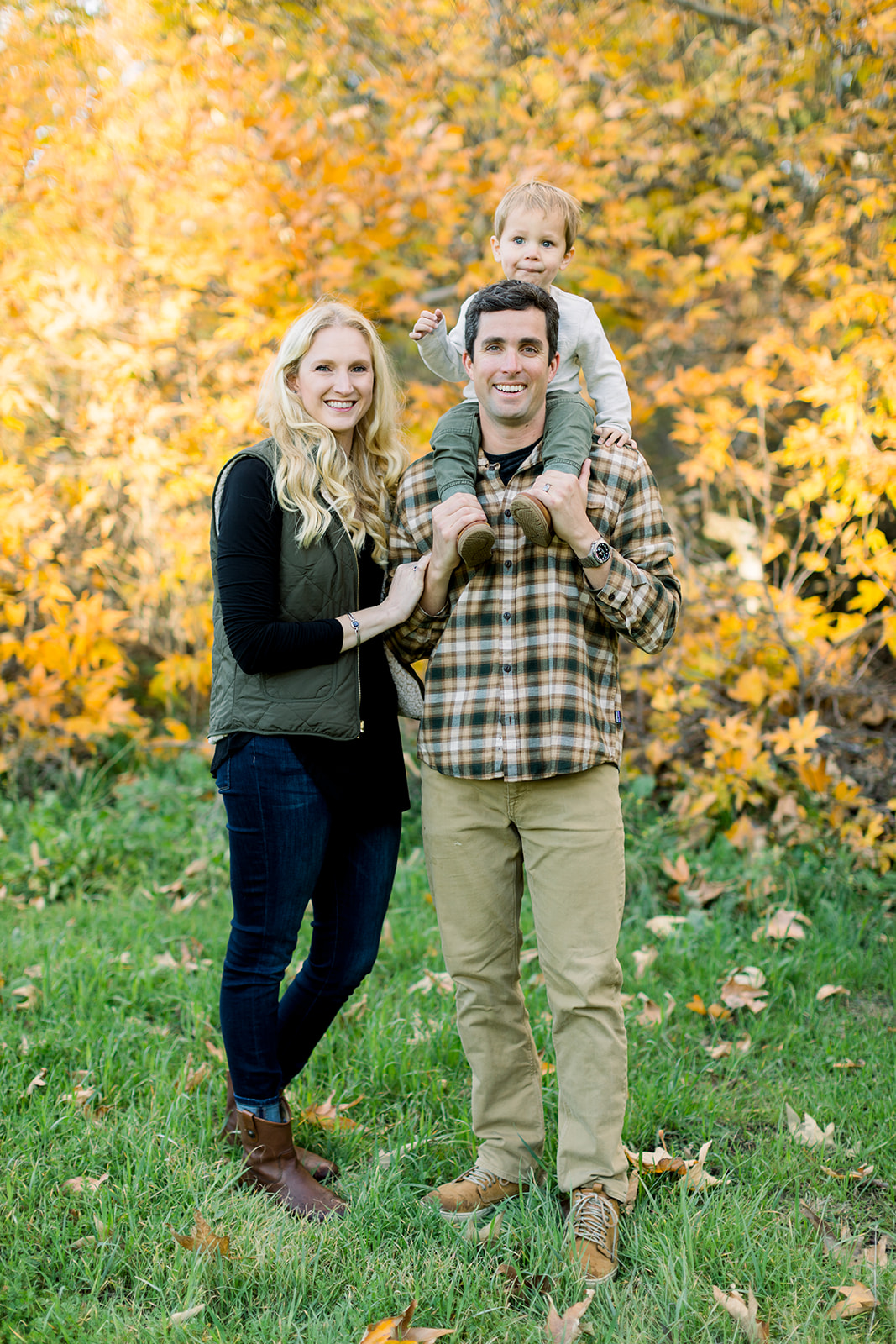 Small family fall portraits with flannel
