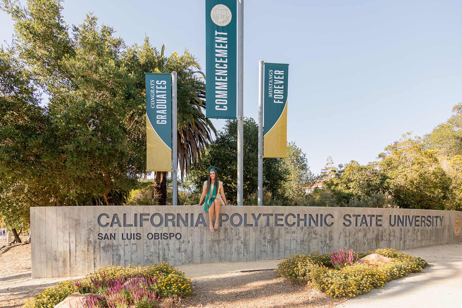 picture at the cal poly sign