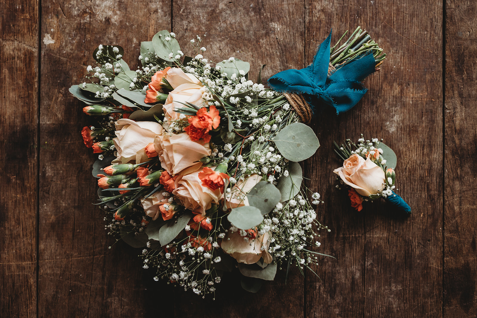 stunning intimate bohemian elopement Honeybrook Chester Berks County Pennsyvlania AirBnb vintage bouquet