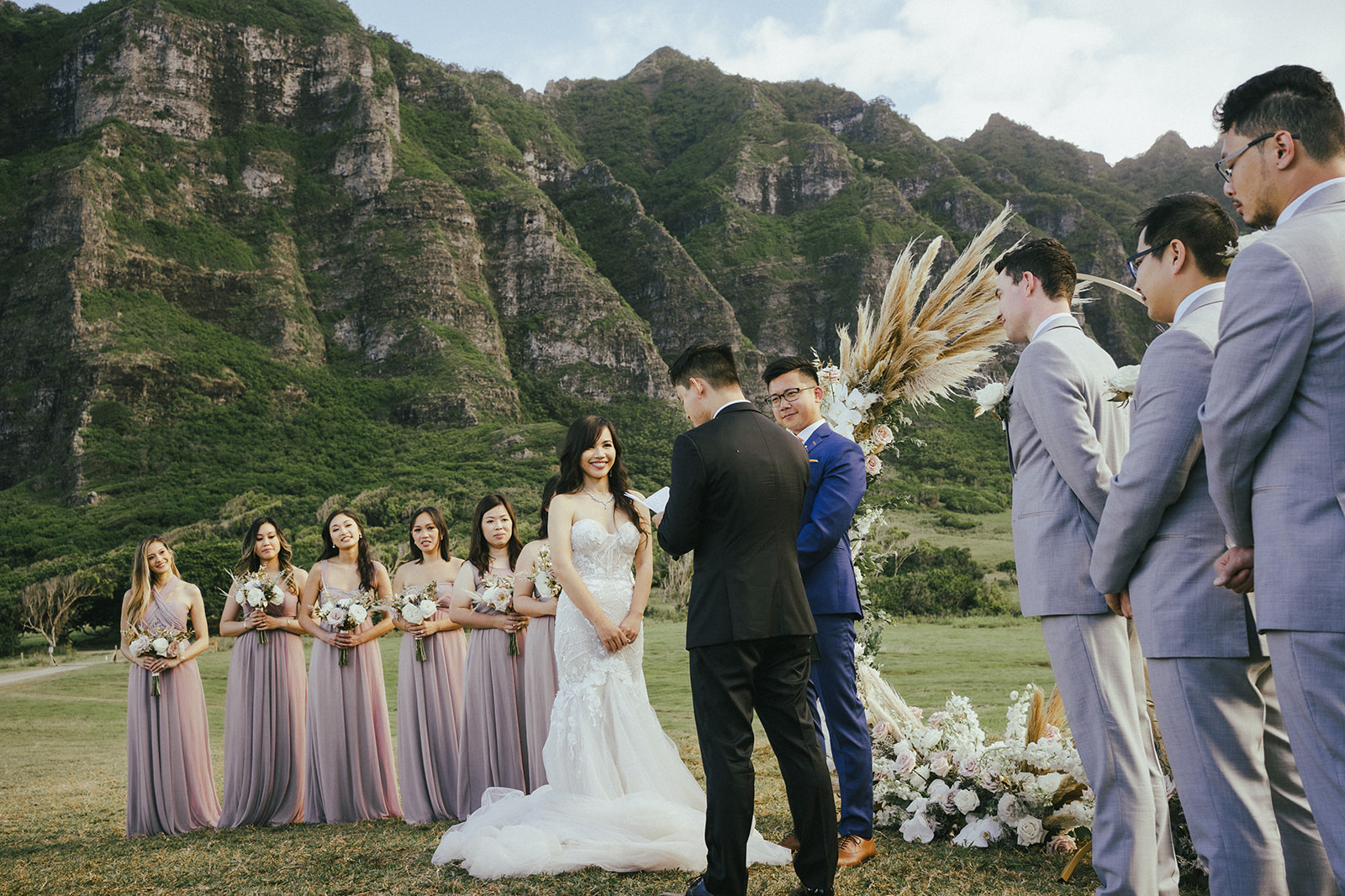 Wedding ceremony in Kualoa Ranch Hawaii