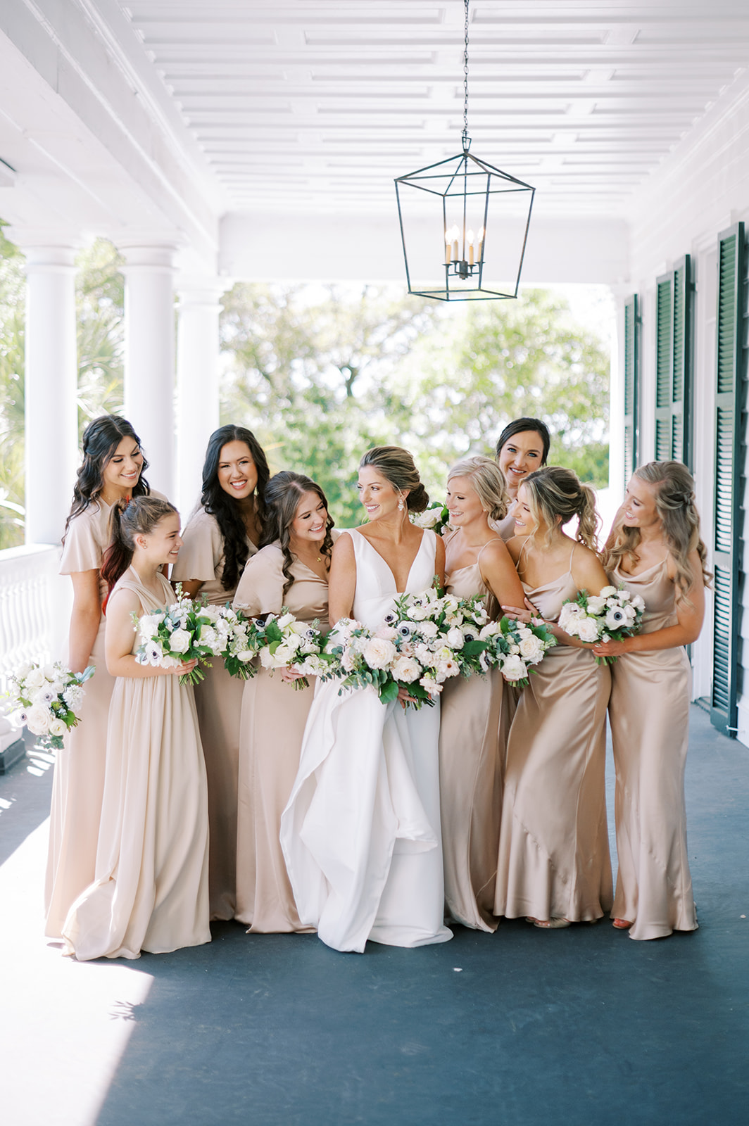 bridesmaids at lowndes grove in charleston