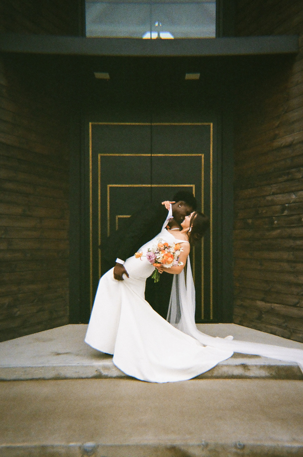 Arkansas spring wedding styled shoot on 35mm film, Lomography 400 disposable camera, Tanner Burge Photography film scans