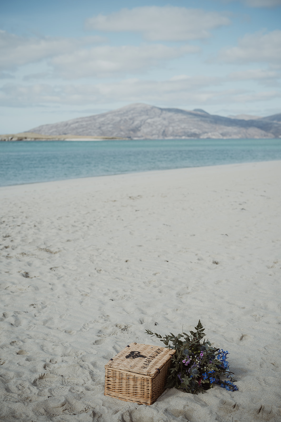 beach elopement in scotland
