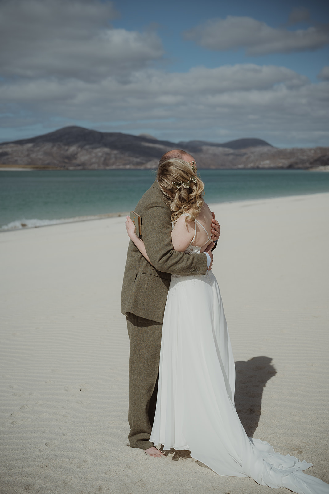 elopement on Scottish beach