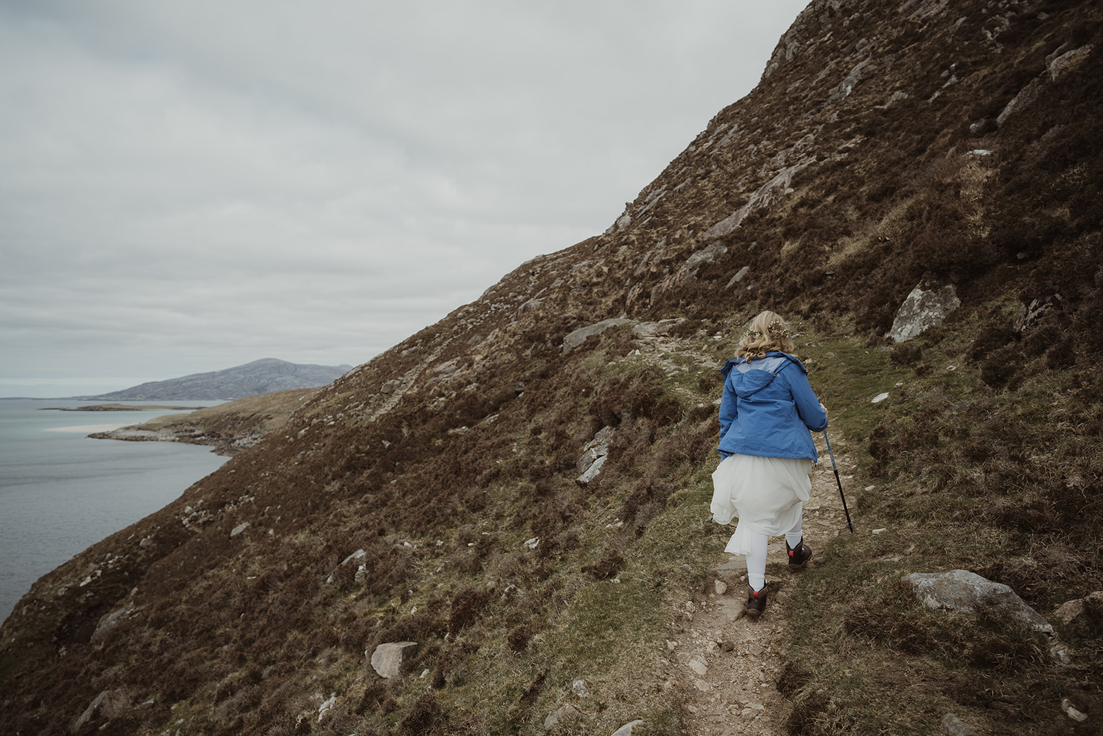 scotland adventure hiking elopement