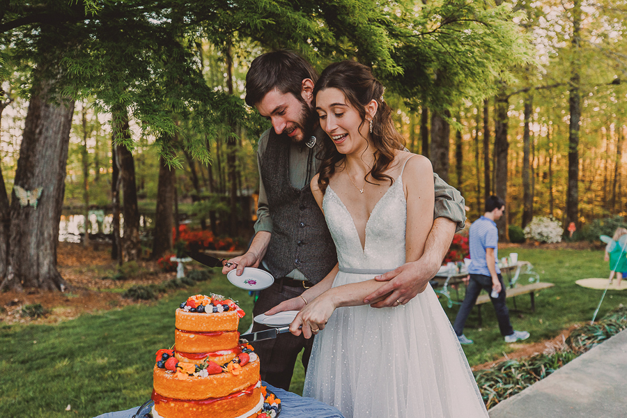 ASHEVILLE WEDDING CAKE