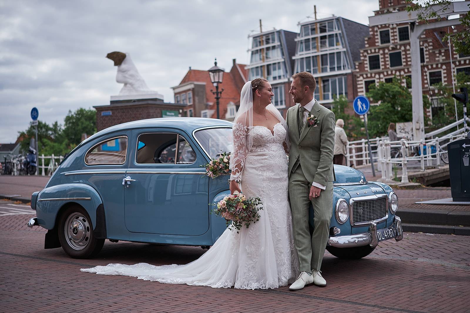 onvergetelijke trouwshoot op bijzondere locaties in Haarlem: bruidsfotografie door Stefan Segers