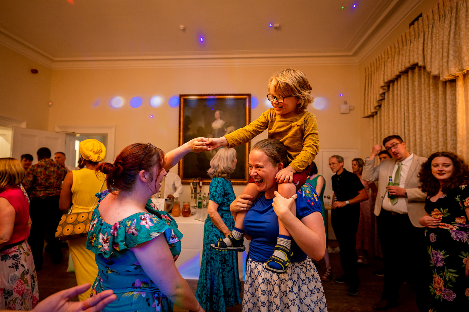 dancing at LGBTQ + wedding Kew Gardens