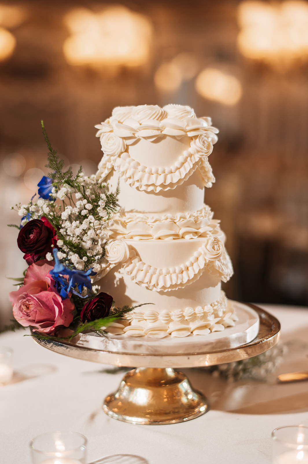 The Blackstone hotel in chicago wedding photos details cake