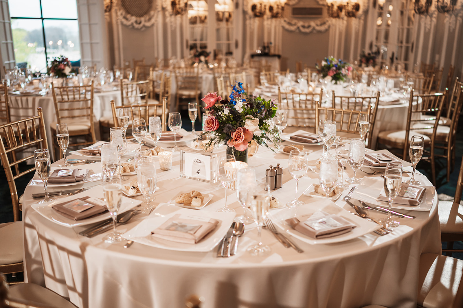 The Blackstone hotel in chicago wedding photos details table photo