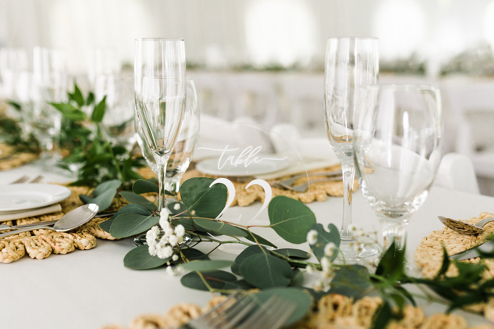 simple beautiful wedding details