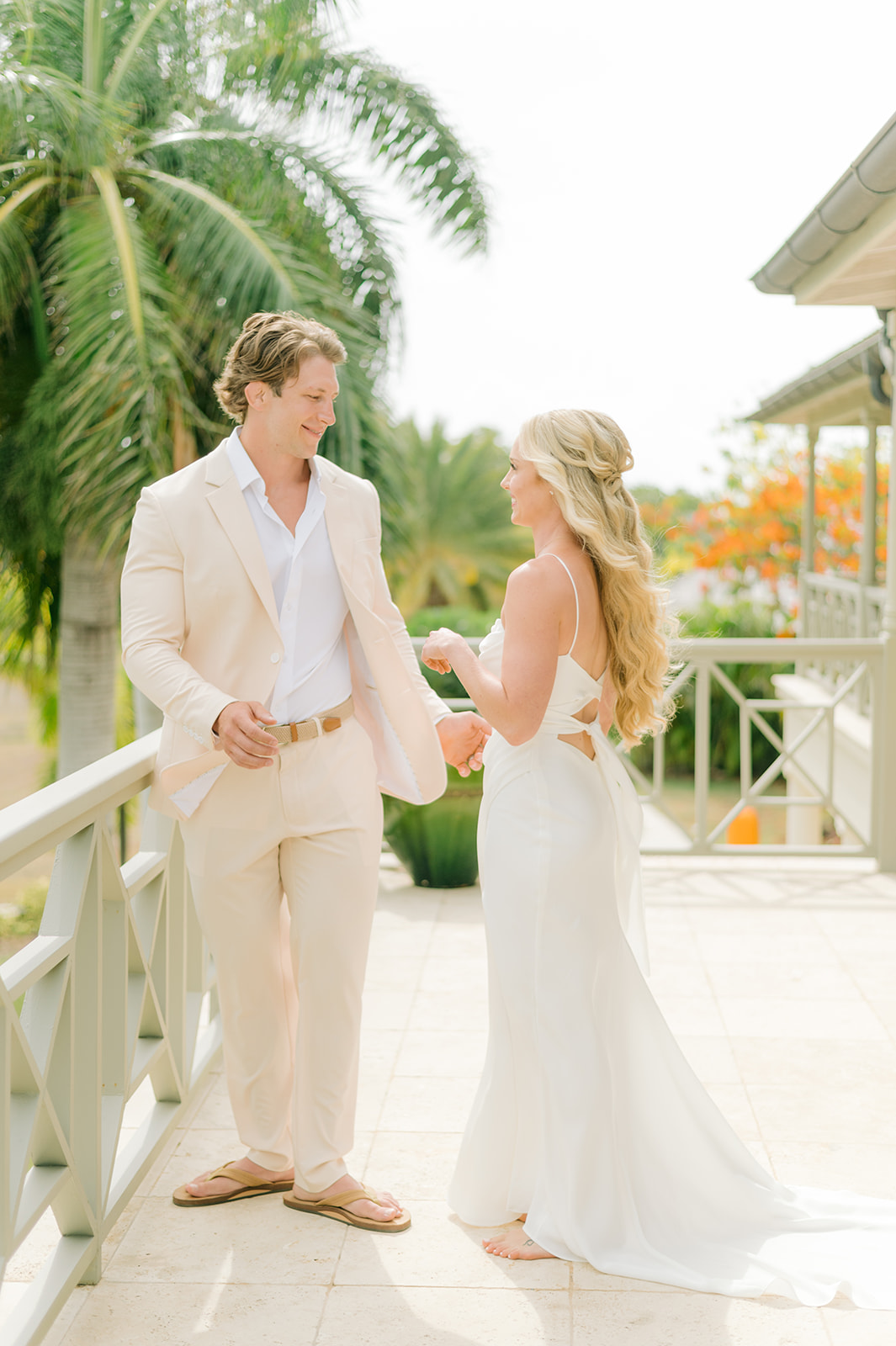 Elegant wedding photography at Antigua's luxurious resorts
