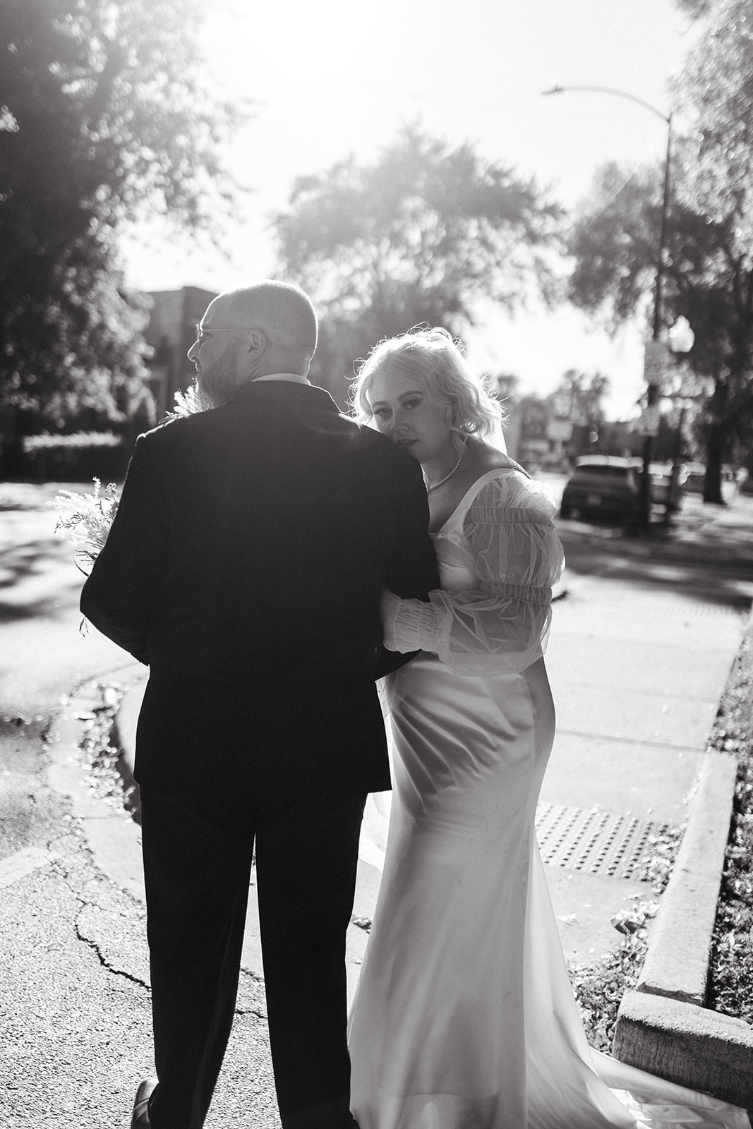 black and white romantic wedding photo