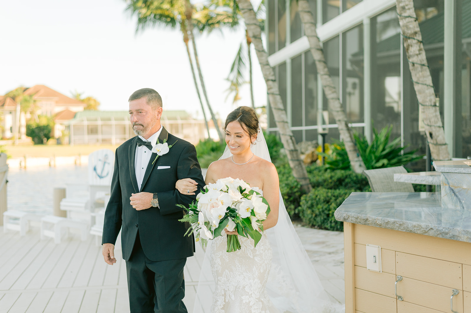 Experienced Marco Island Photographer for Your Wedding - Capturing Every Moment
