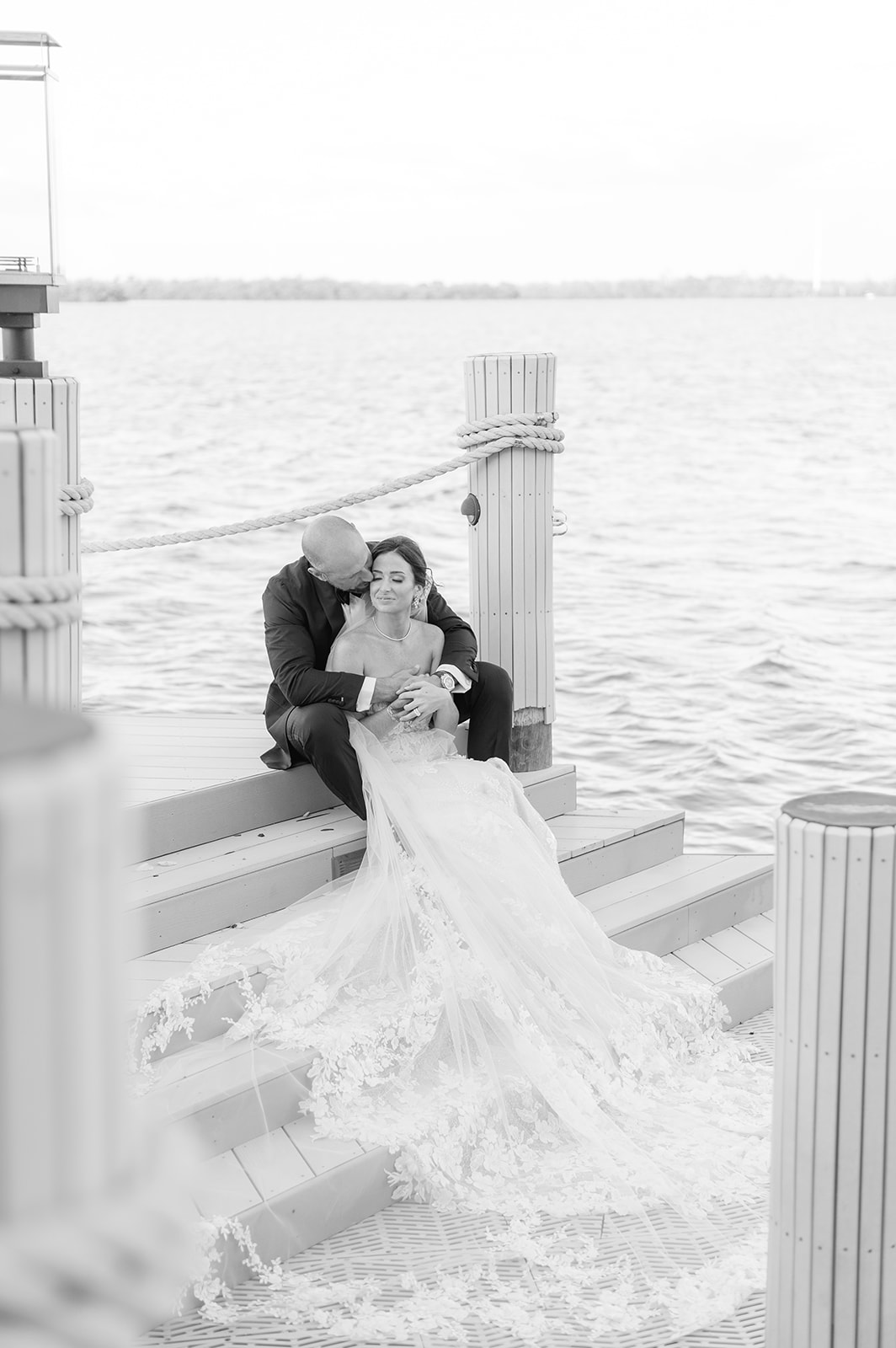 Marco Island Wedding Photography - A Perfect Blend of Creativity and Expertise
