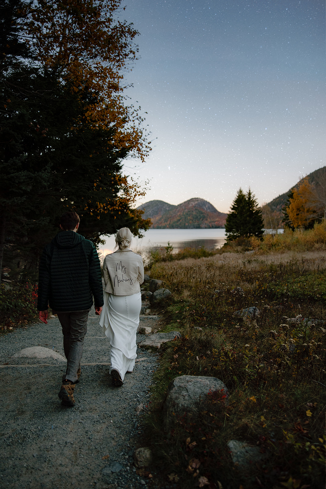 Jordan Pond elopement in the Fall. Acadia national park elopement and microwedding.