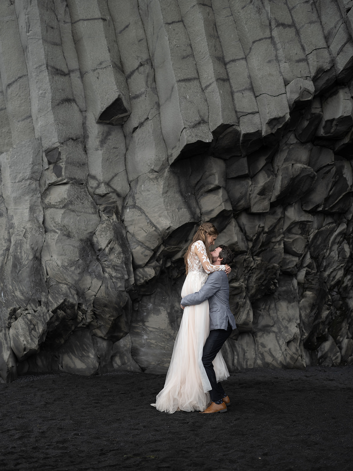 black beach elopement in Iceland