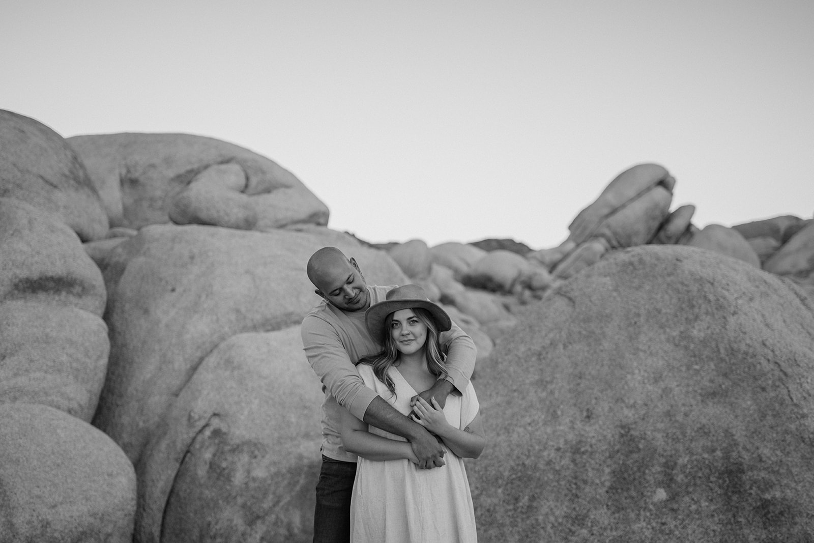 A photography session for a couple in Joshua tree national park in Southern California 