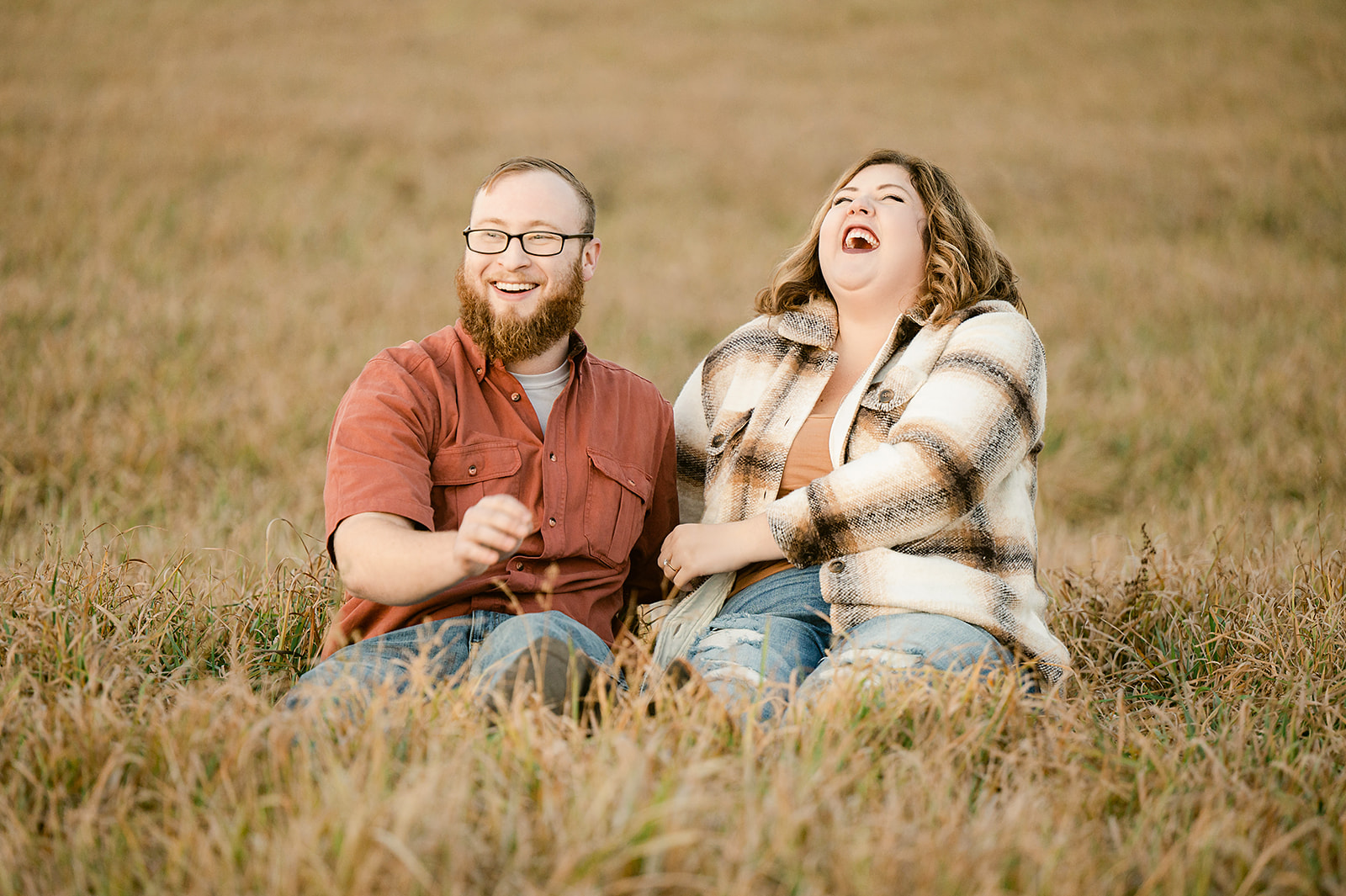 Engagement Sessions | Princeton MN | Nicole Hollenkamp | Couples Photography | Sunset sessions | golden hour
