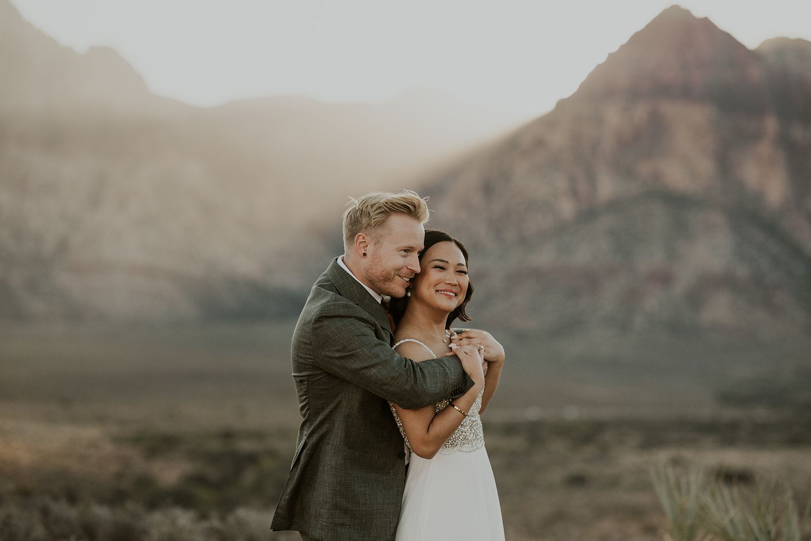 An elopement in Red Rock Canyon Las Vegas