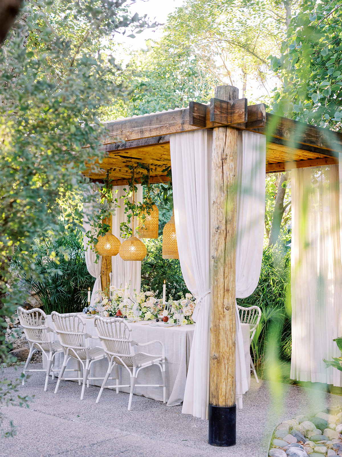 Candles, drapes, florals, fruit & lantern make this Scottsdale wedding table design as romantic & fresh as they come!