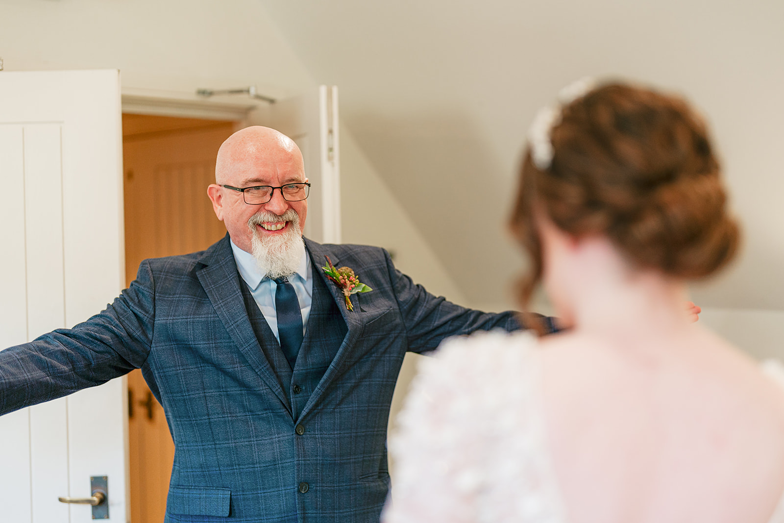 Dad sees daughter for the first time in her wedding dress at Hyde House, Gloucestershire, cotswolds.