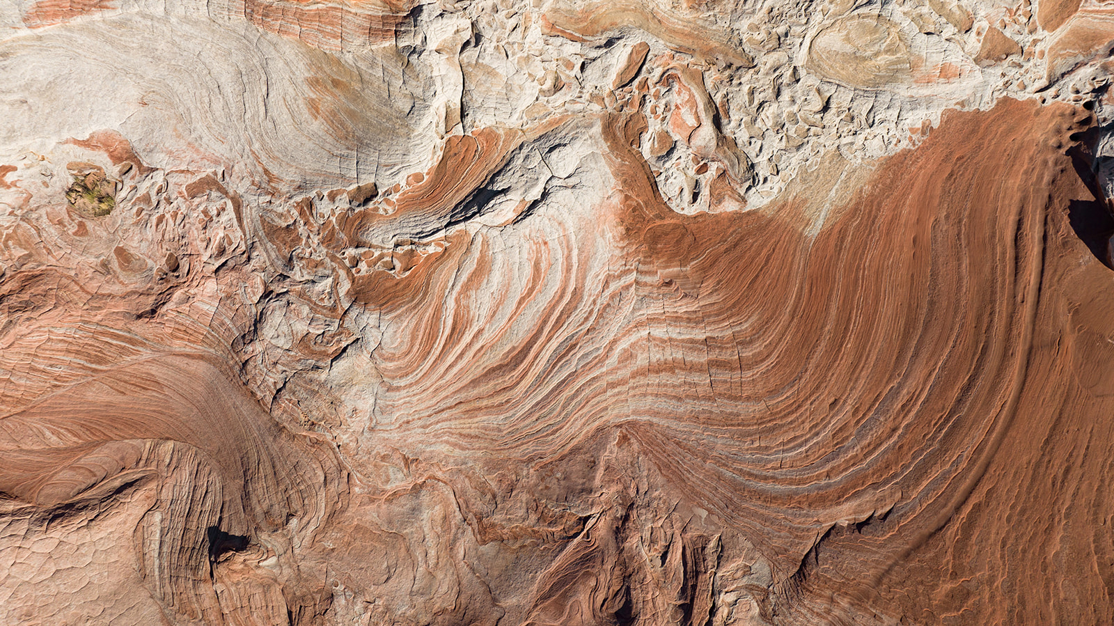 sandstone wave formations at white pocket arizona