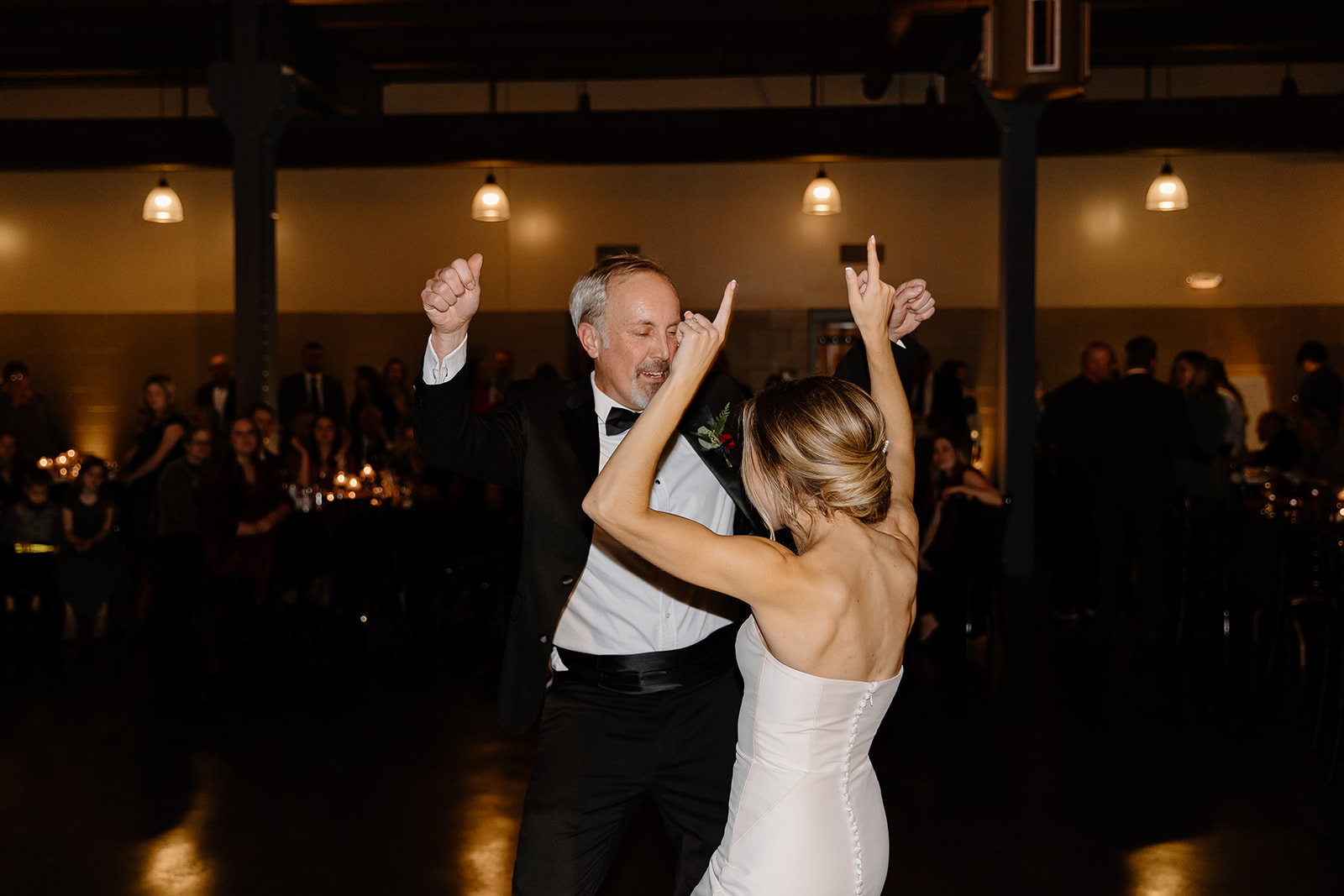 Bride and her father dancing on the dance floor