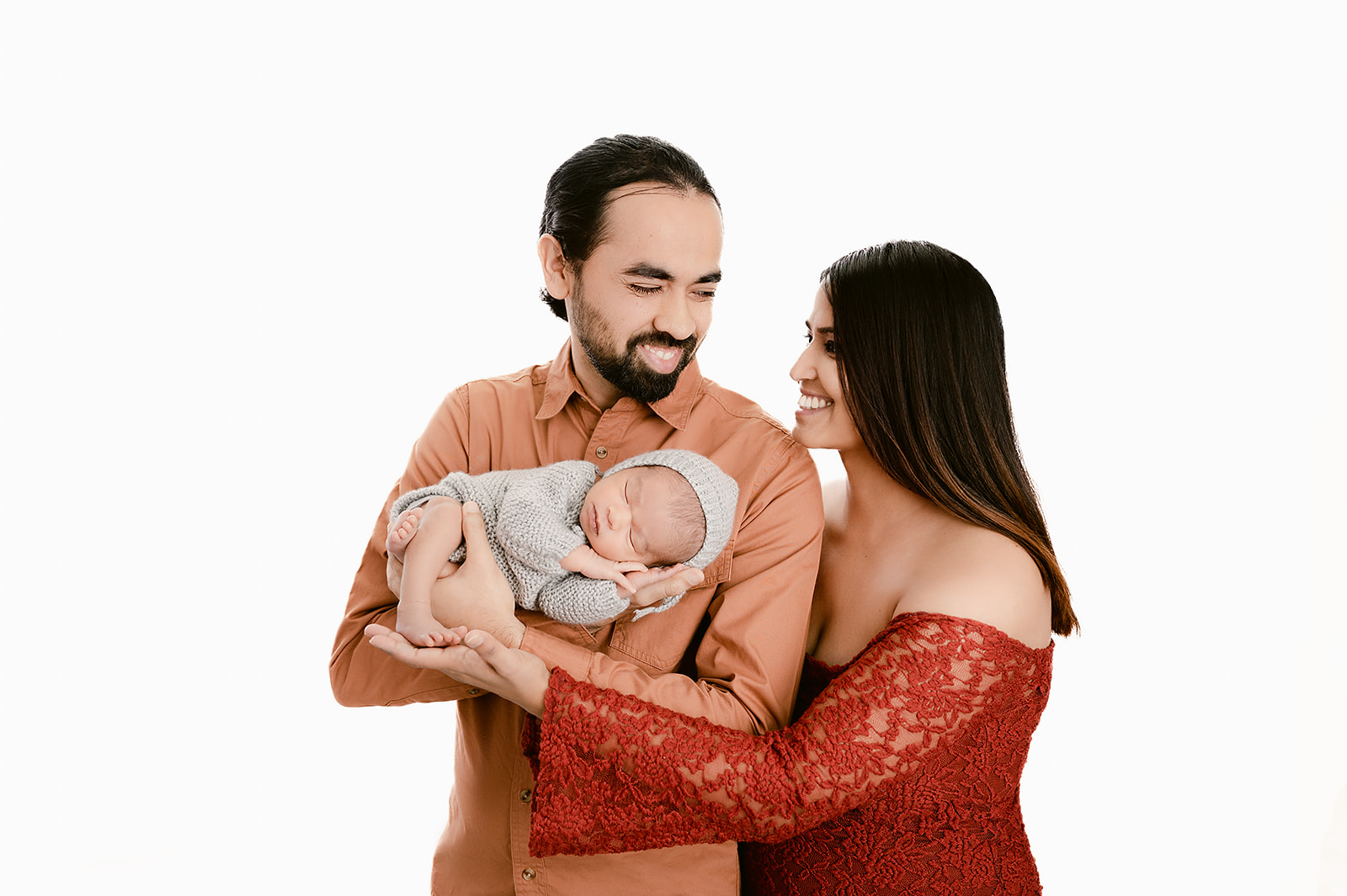 Family Portrait | Princeton MN Newborn Photography Studio | Safety Certified Newborn Photographer with 10 years experien
