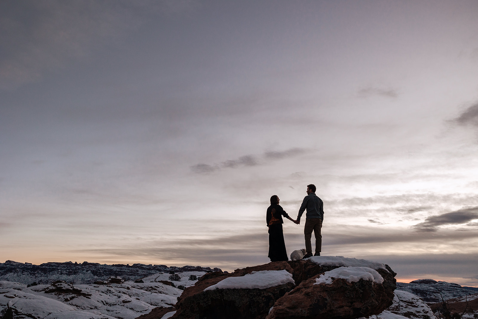 engagement photos at sunset in moab utah