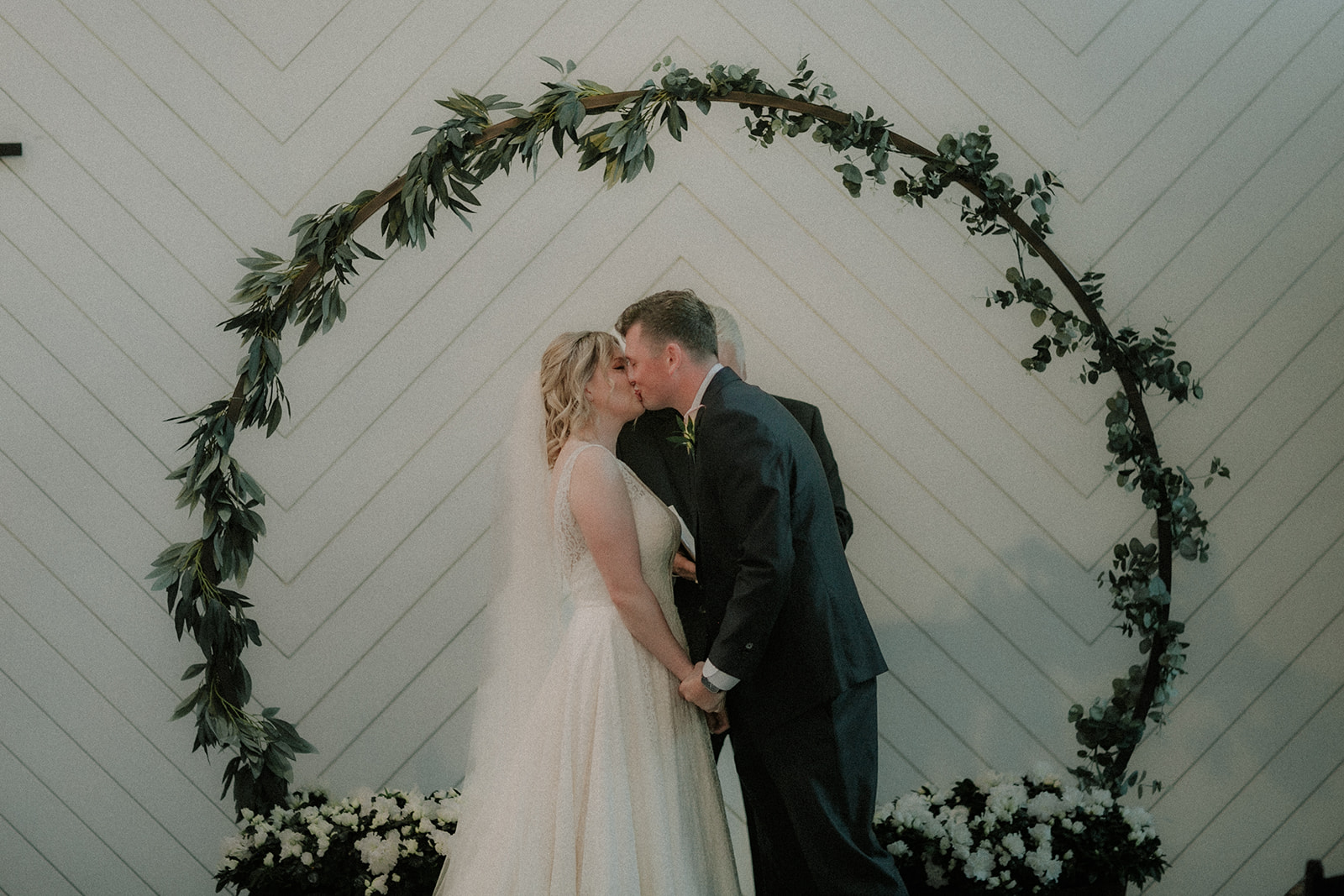 Oregon indoor wedding photographer
Creative documentary wedding photography
Nontraditional wedding photography
Unique we