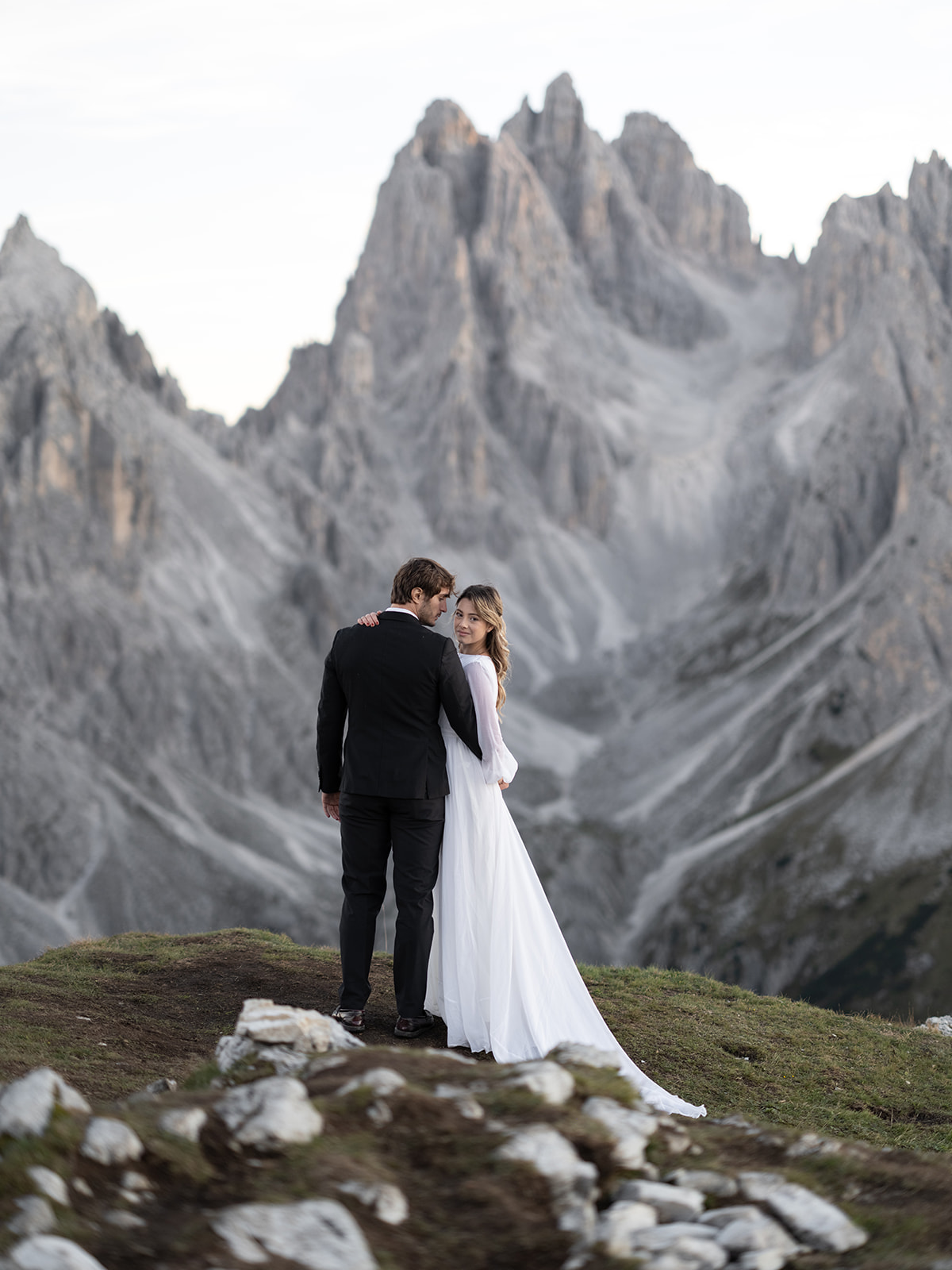bride and groom at the dolomites during their elopement 