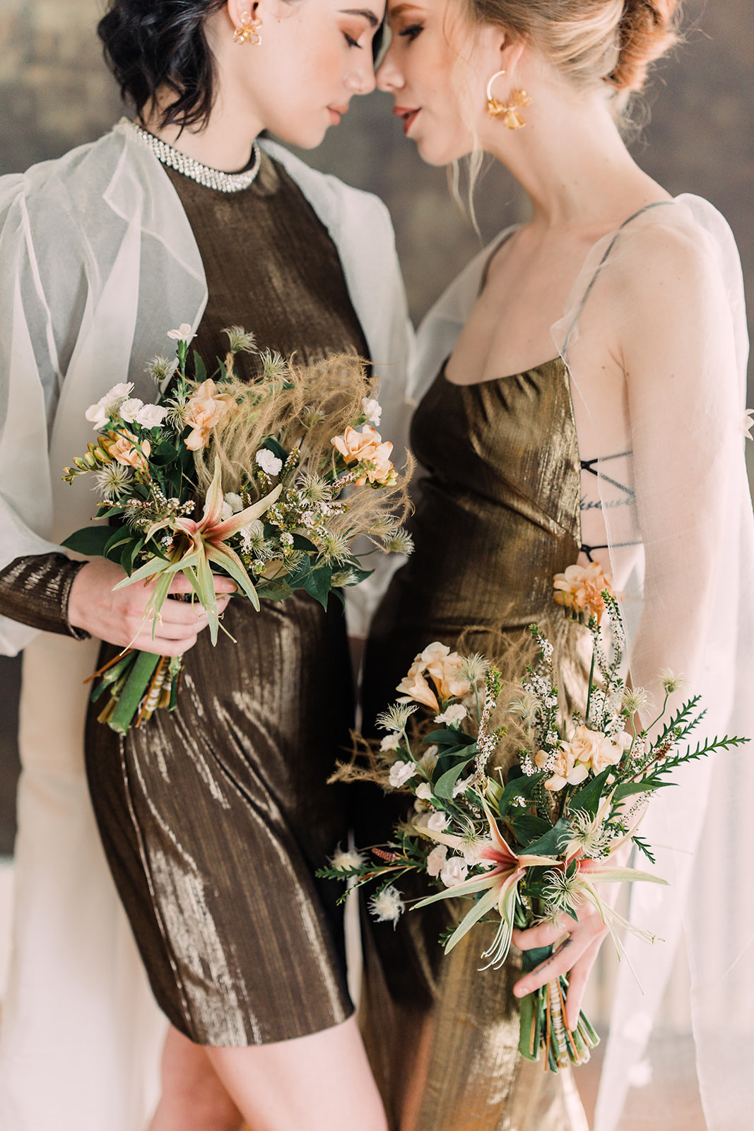 incredible yet affordable all-inclusive micro-weddings flowers