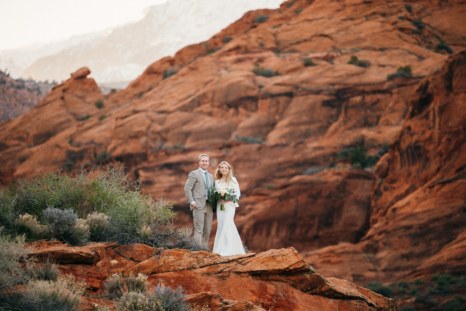 red cliffs reserve bridal with couple
