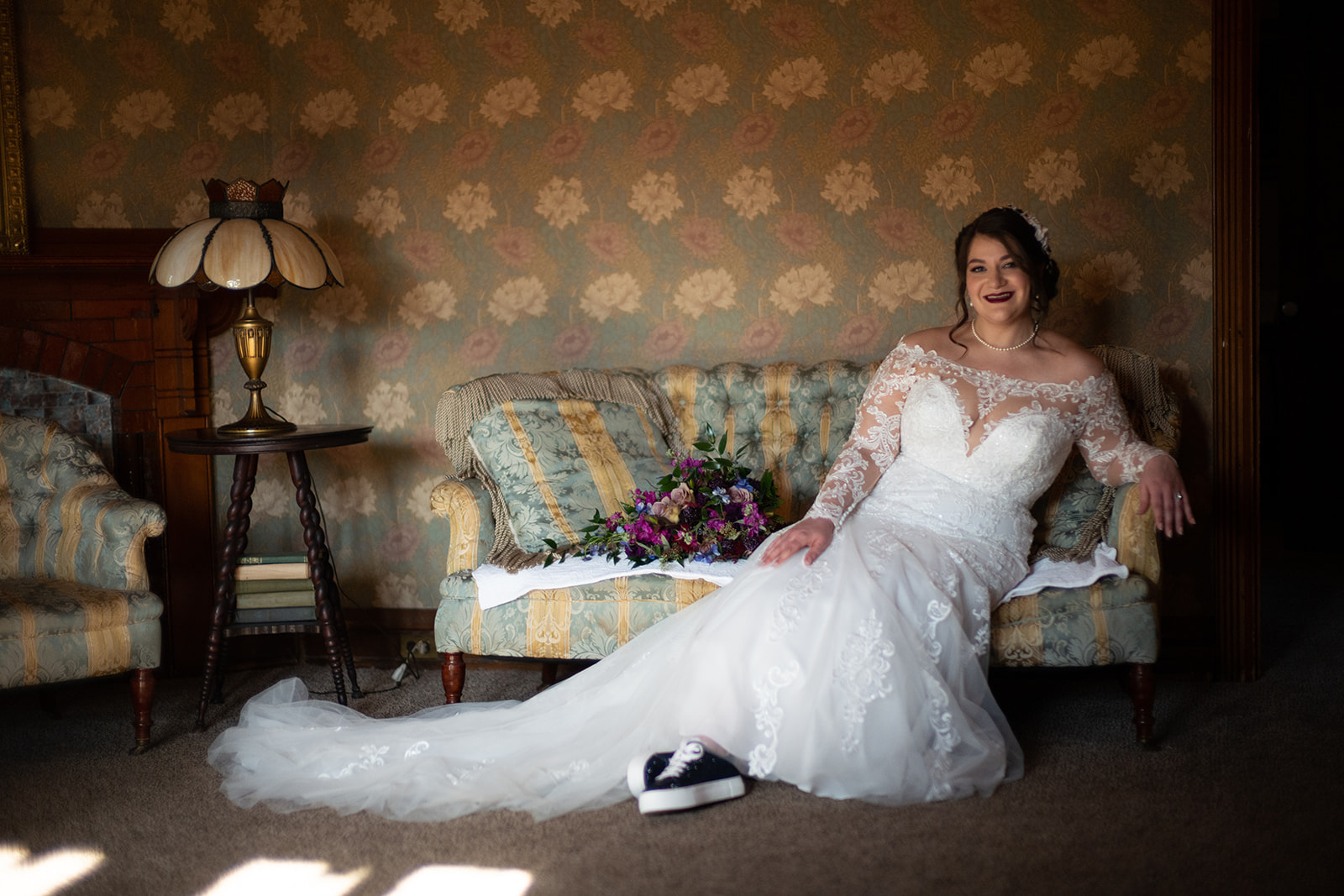 bride on divan in historic Knowlton Mansion