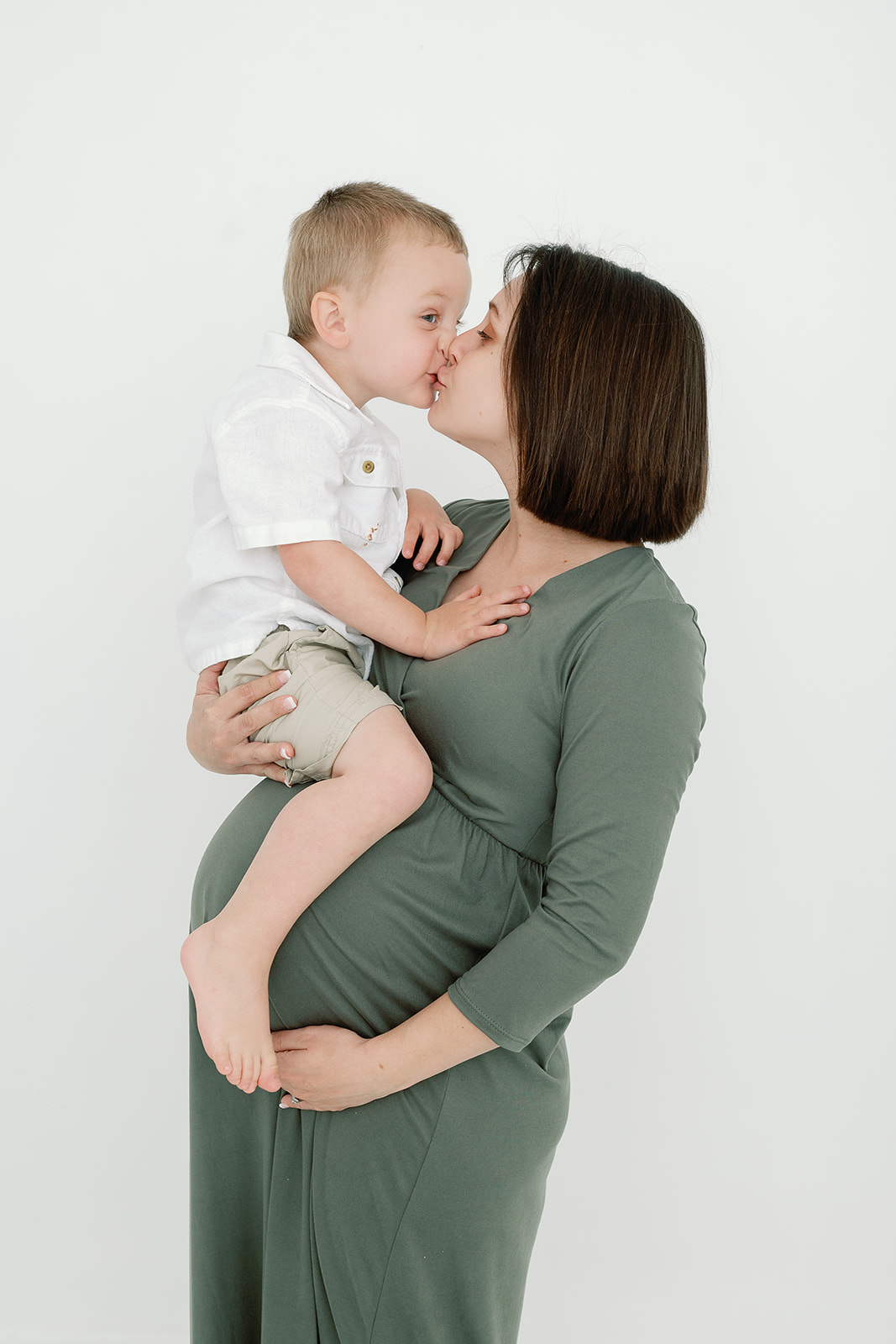 Sulphur Springs Maternity Pictures in Studio with Toddler