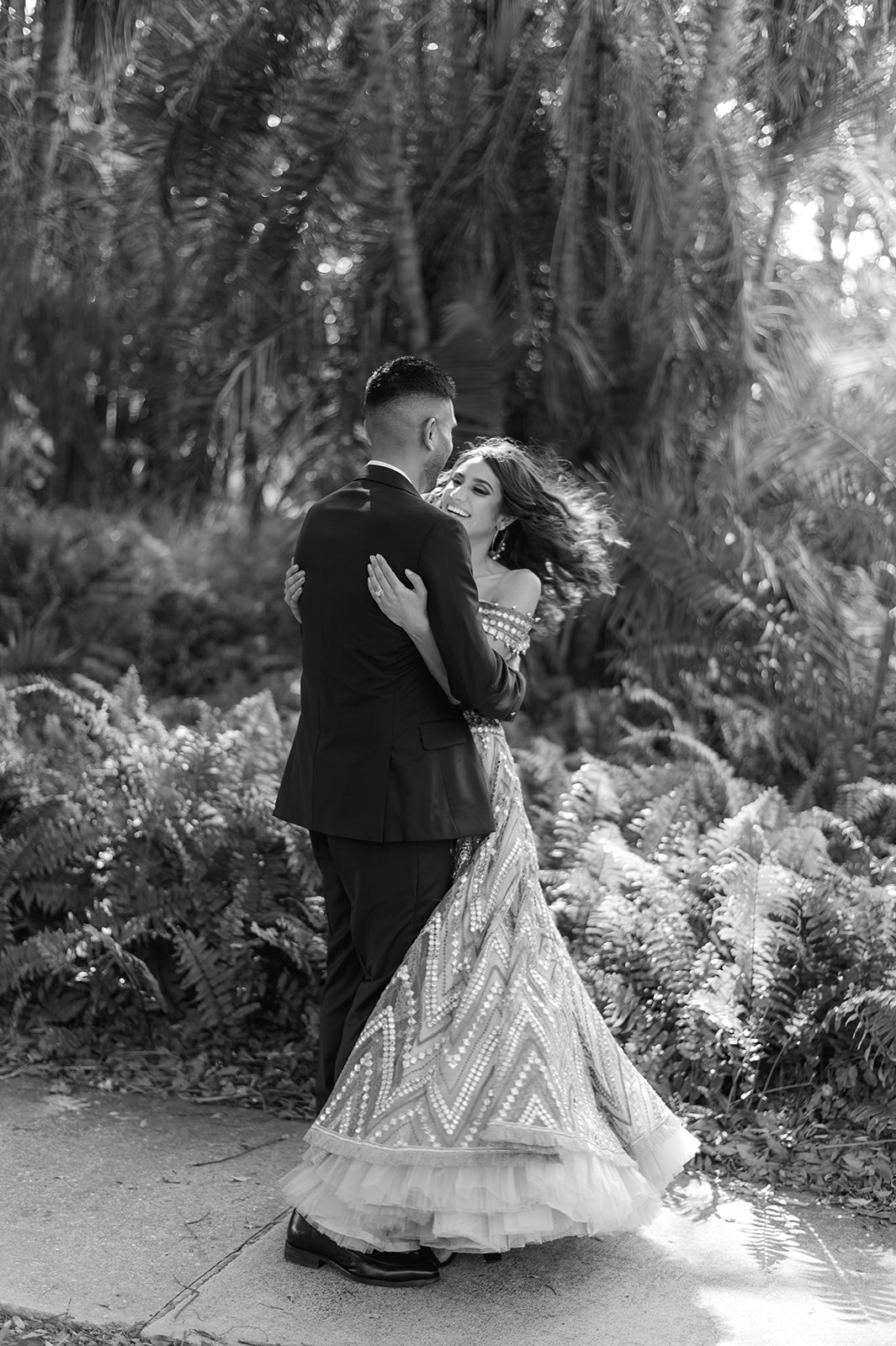 "Ringling Museum engagement shoot captures the elegance of the Ca' d'Zan mansion and Indian couple's love"
