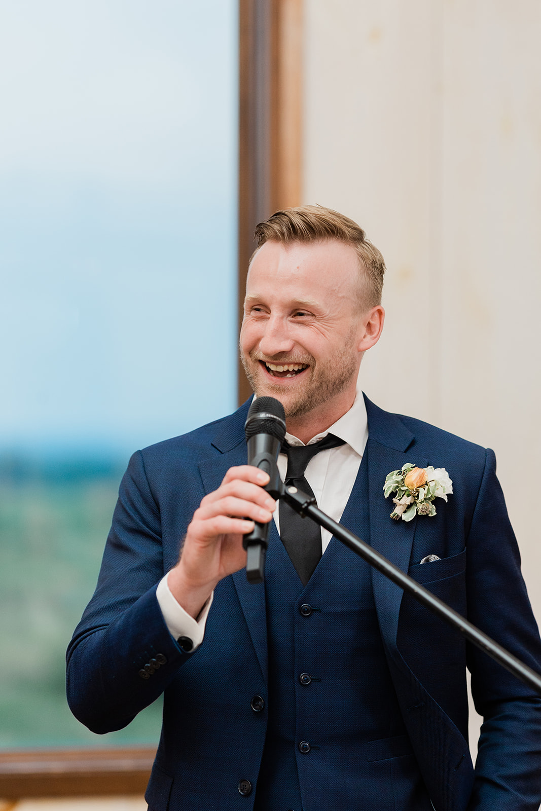 best man speech at farm to table wedding by jess collins photography