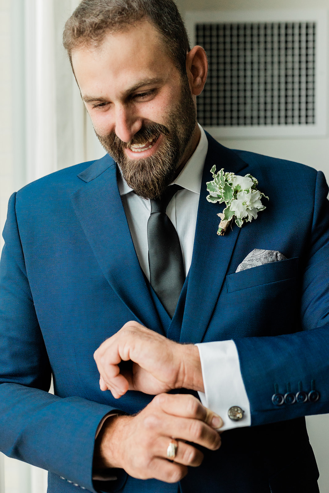 groom portrait photo at farm to table wedding by jess collins photography