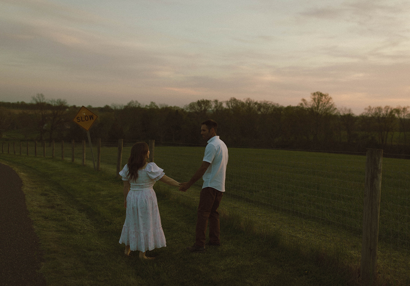 sunset couples photo shoot in a field in pennsylvania