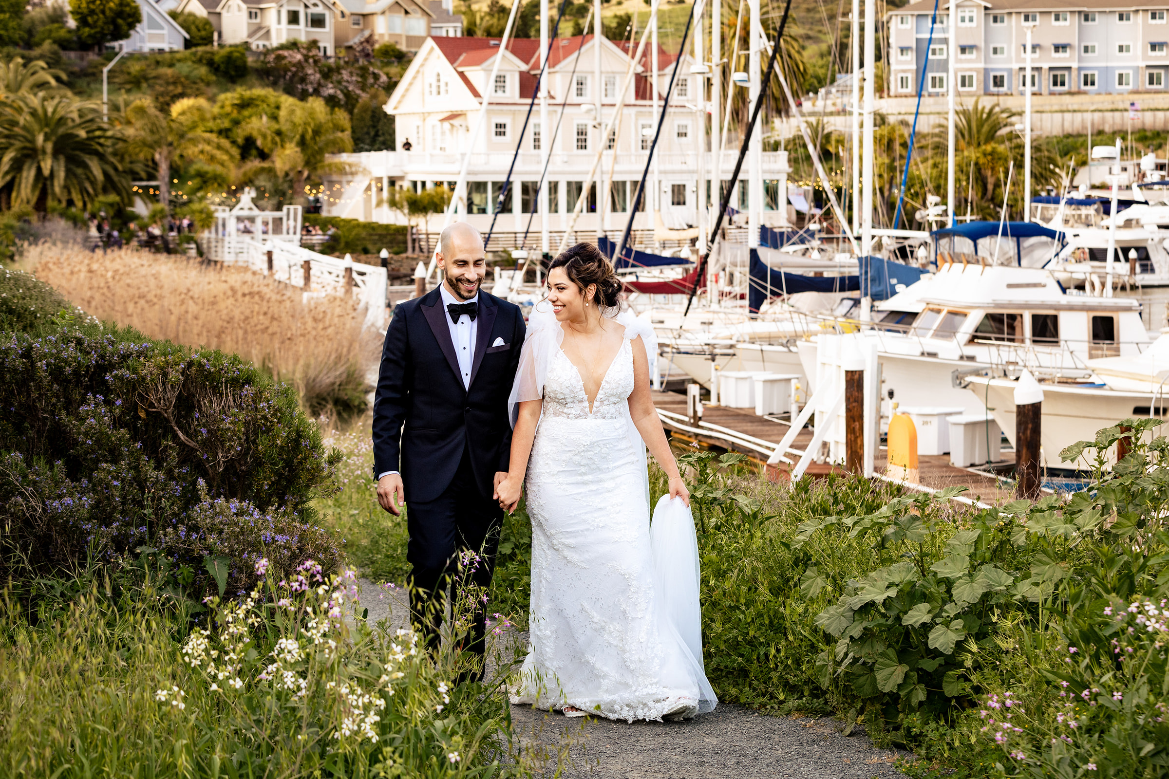 couple in front of the Lighthouse Inn