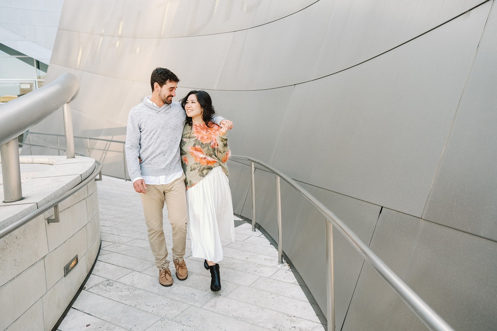 Newlywed  / Engagement Portraits at Walt Disney Concert Hall and The Broad Museum